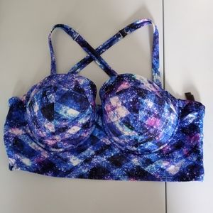 NWOT torrid wired swim top space galaxy size 2